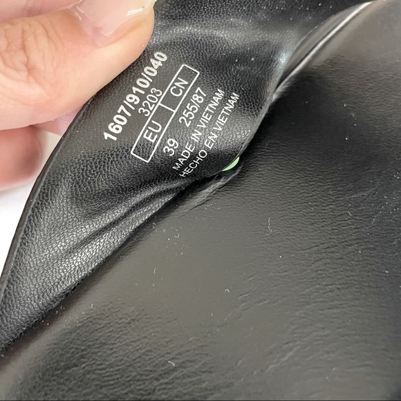 Zara 90s Block Thong Sandals Flat Leather Sandal - Picture 3 of 9